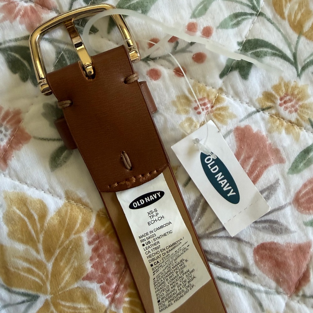 Old Navy Brown Faux Leather Belt Gold Buckle XS/S NWT